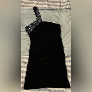 Chic Black One-Shoulder Dress with Embellished Detail